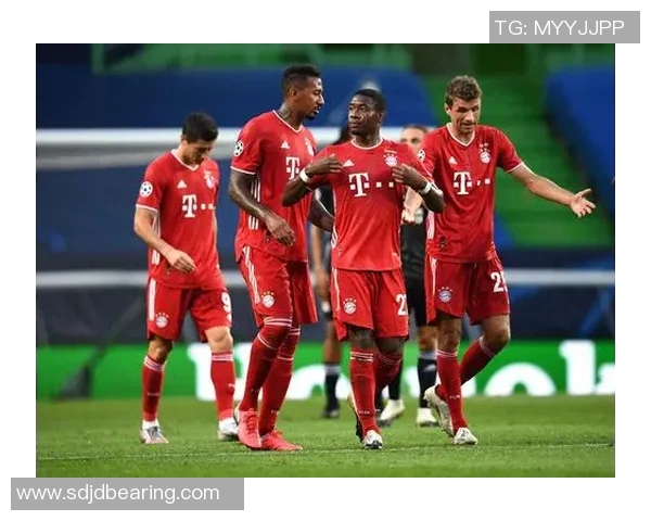 拜仁慕尼黑对阵里昂的精彩对决张路解说全程回顾与分析