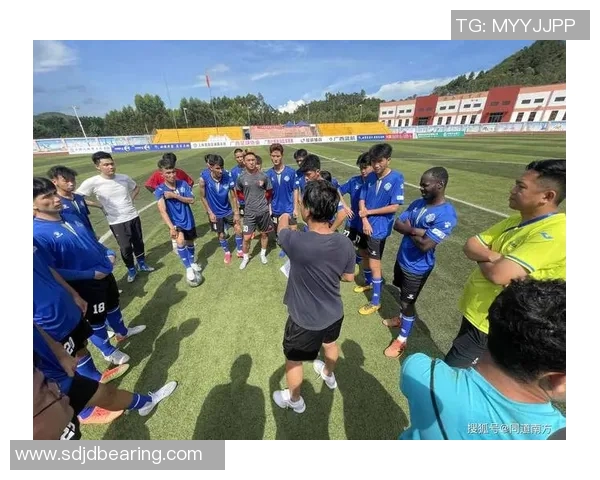 上海极限运动队创新区域防守策略助力竞技水平提升与团队协作发展